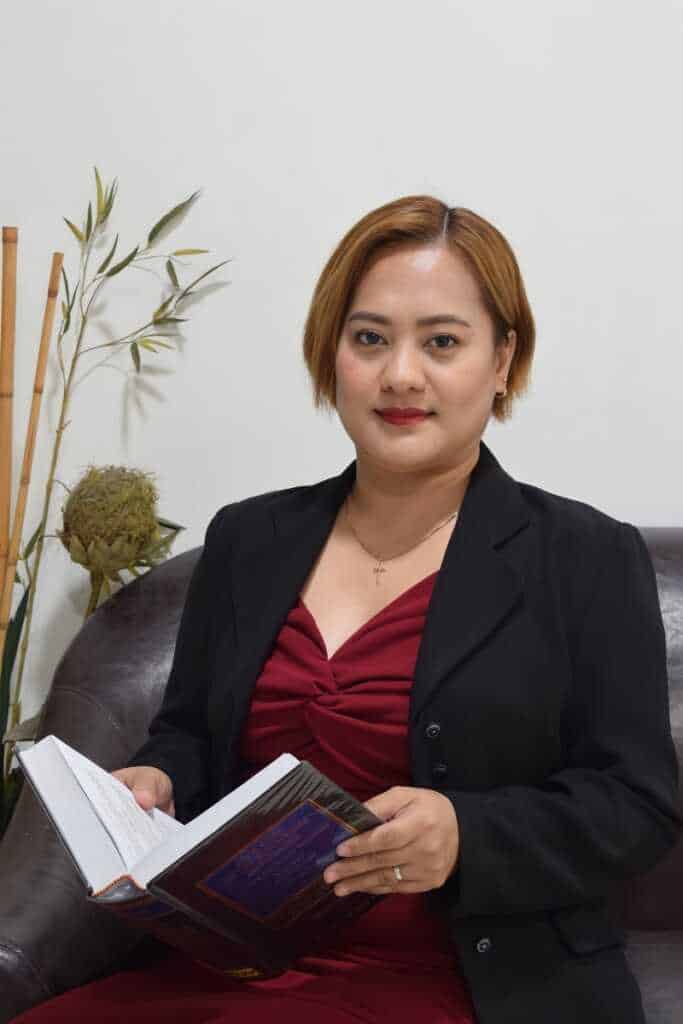 Babylyn Banuelos- Nabiong – Legal Manager